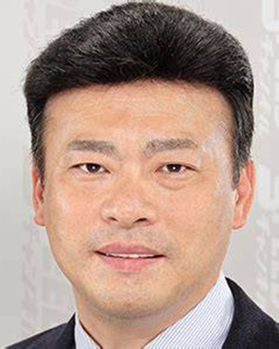 吉岡稔真